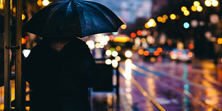 麻将游戏-詹姆斯此前3场47中27命中率57.4%，今日投篮17中7命中率41%